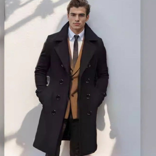 Dobbeltspent trenchcoat for menn med hakkeslag