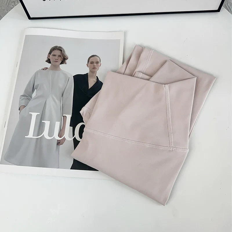 Snabbtorkande och ventilerande yogaleggings med hög midja för kvinnor