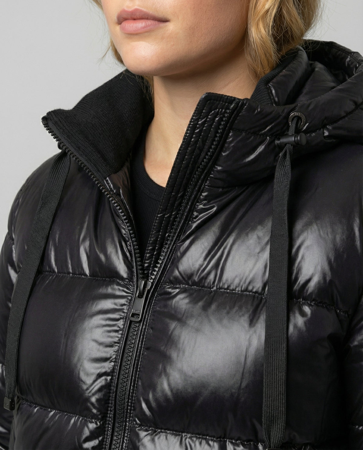 Casaco acolchoado feminino de corte descontraído, elegante e com capuz – Quente para o outono e o inverno