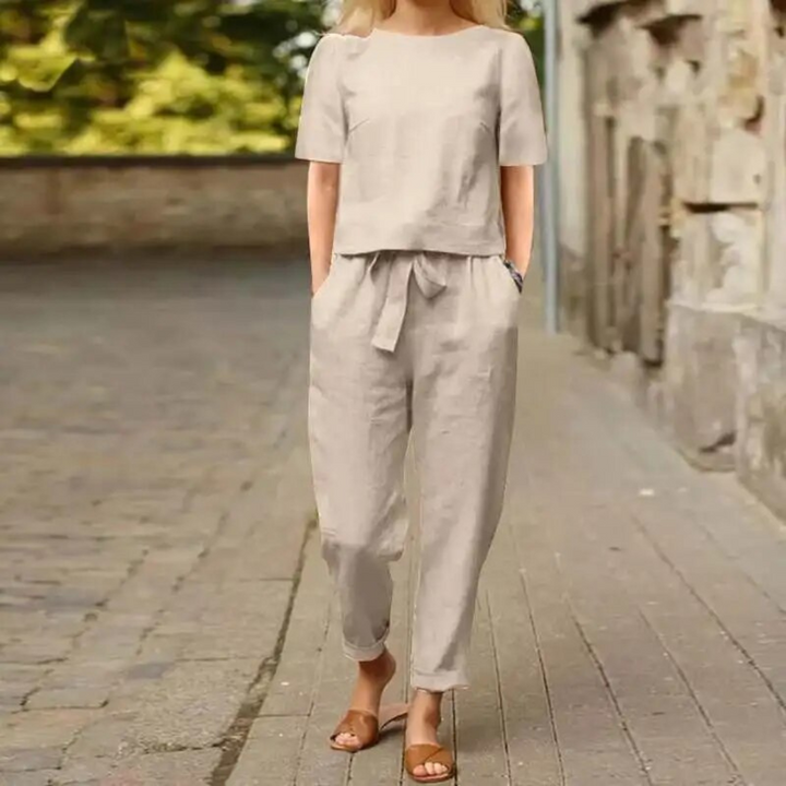 Women's Elegant and Cozy Two-Piece Outfit Set-The Yellow Prime