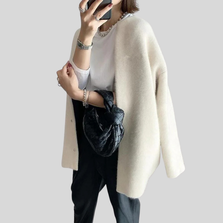 Women's Elegant Knitted Cardigan – Stylish Layer for Any Occasion