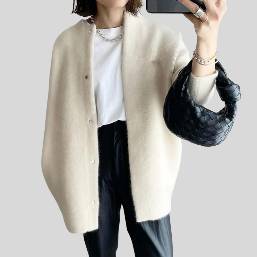 Women's Elegant Knitted Cardigan – Stylish Layer for Any Occasion