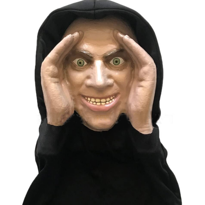 Halloweenin realistinen pelottava lateksinen ikkunasta kurkistava hahmo imukupilla