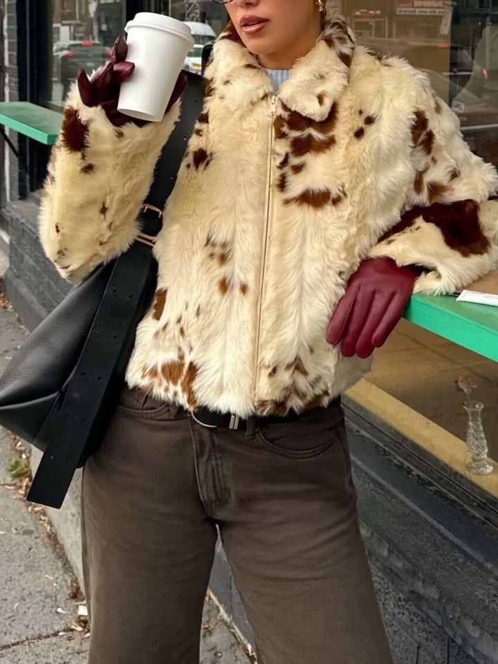 Kort jacka i fuskpäls för dam med dragkedja, beige