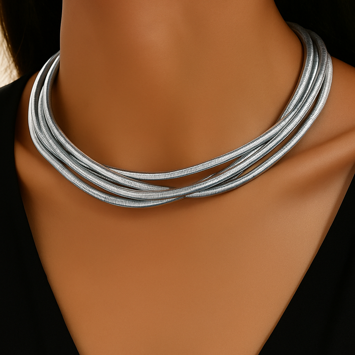 Twist Necklace for Elegant Style and Versatile Fashion
