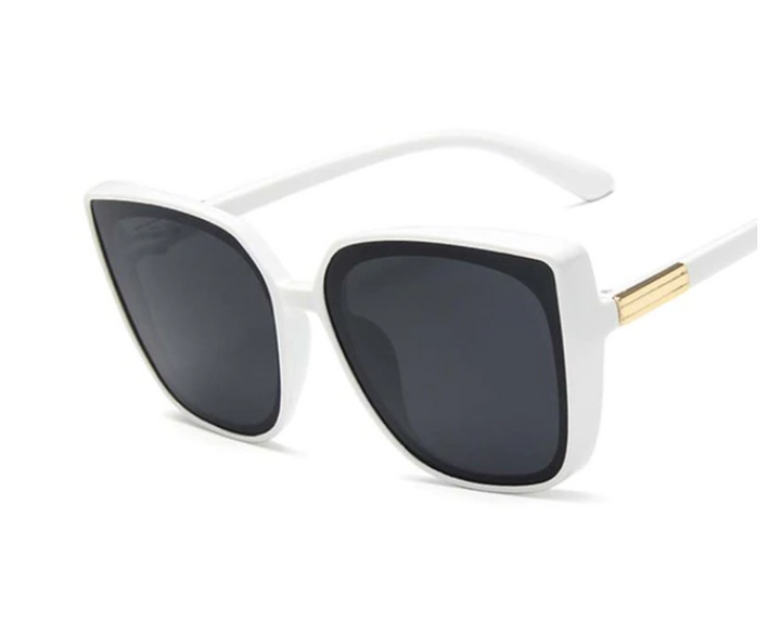 Women's Vintage Cat-Eye Sunglasses – Plastic Design for Summer 2025-The Yellow Prime