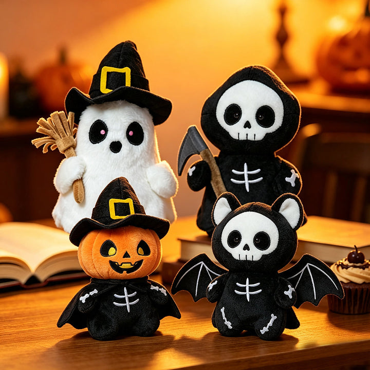 Miękkie pluszowe postacie na Halloween z haftowanymi twarzami i wzorami