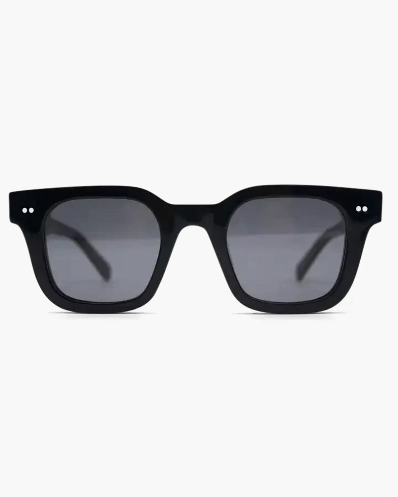 Lightweight Men's Sunglasses – Classic Design with Scratch-Resistant Lenses-The Yellow Prime