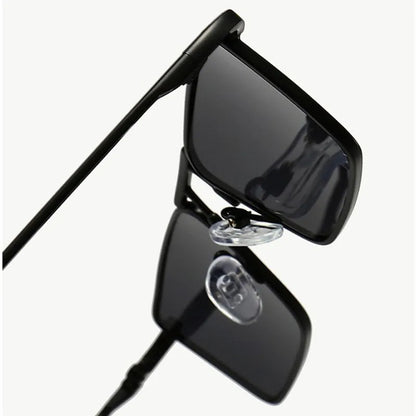 Lightweight Men's Aviator Sunglasses – Modern Plastic Design for Sunlight-The Yellow Prime
