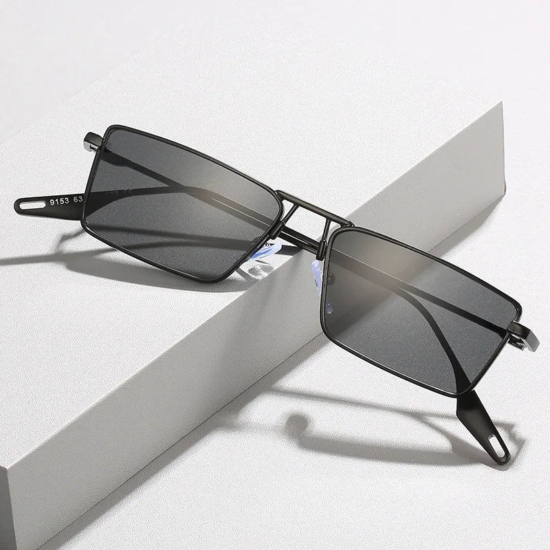 Lightweight Men's Aviator Sunglasses – Modern Plastic Design for Sunlight-The Yellow Prime