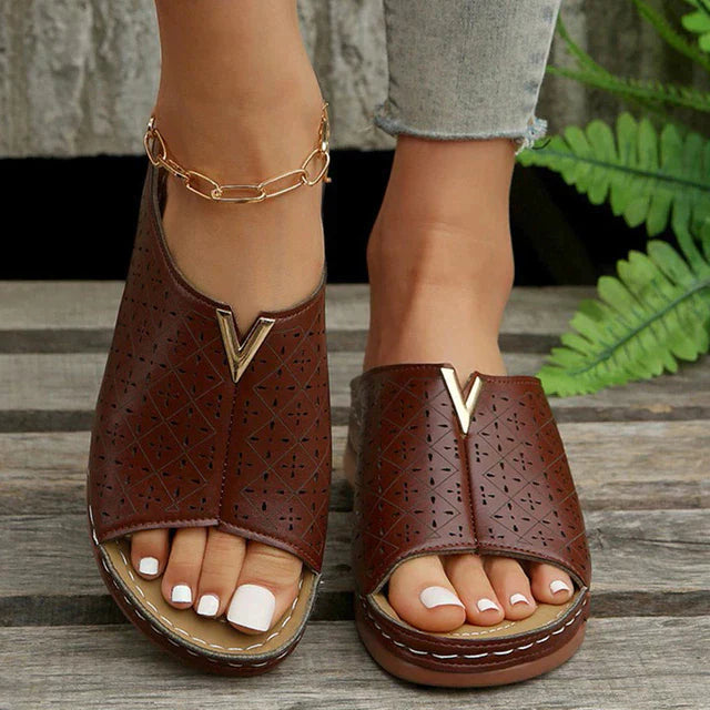 Remi | Women's Orthopedic Flat Strap Sandals-The Yellow Prime