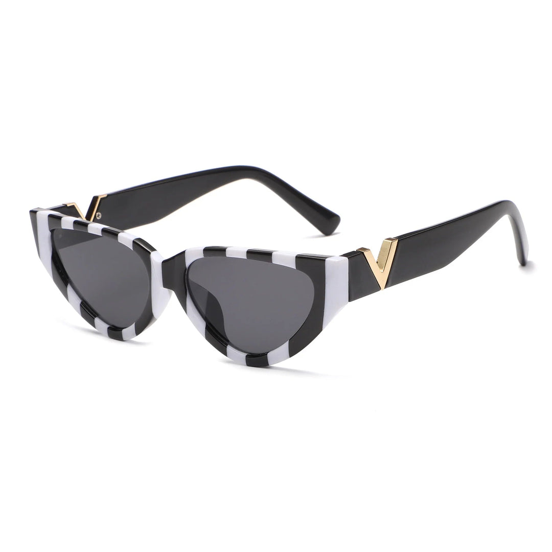 Women's Lightweight Cat-Eye Sunglasses – Vintage Plastic Design for Summer-The Yellow Prime