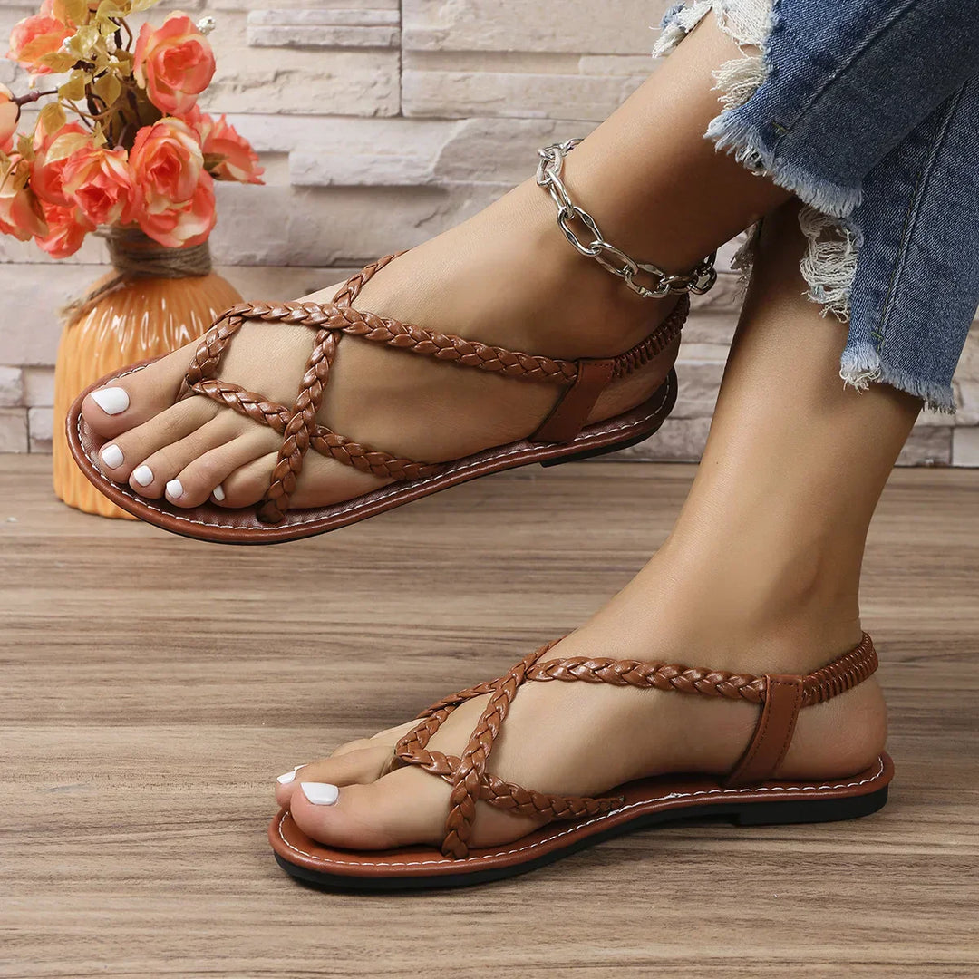 Maine | Women's Luxurious Comfort Sandals for Summer Fun-The Yellow Prime
