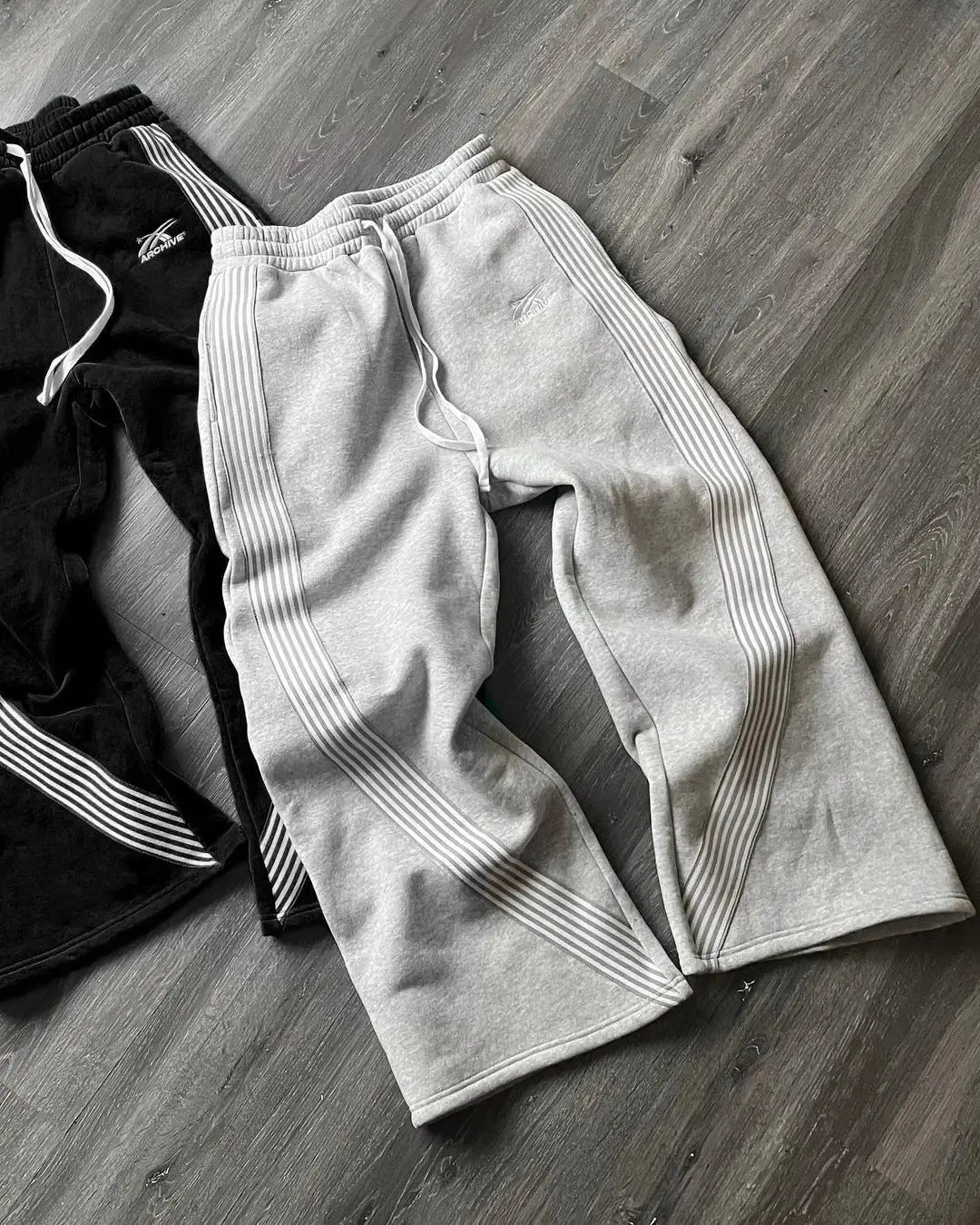 Men's breathable joggers – retro stripe, loose fit for sports and leisure-The Yellow Prime