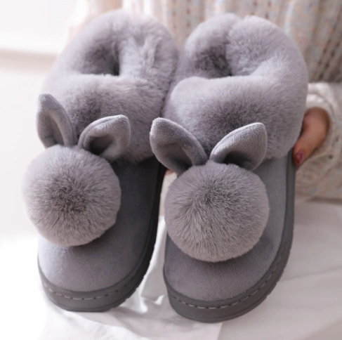 Mia | Trendy Women's Bunny Slippers for a Cozy Style-The Yellow Prime