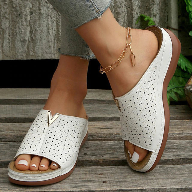 Remi | Women's Orthopedic Flat Strap Sandals-The Yellow Prime