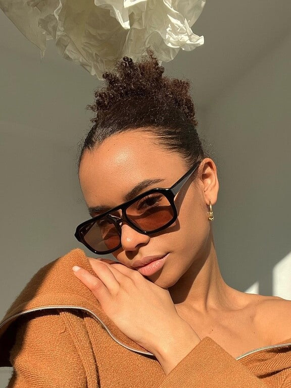 Women's Vintage Lightweight Sunglasses with UV400 Protection-The Yellow Prime