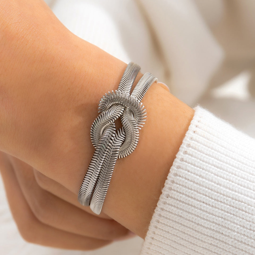 Sienna | Women's Elegant Knot Bracelet-The Yellow Prime