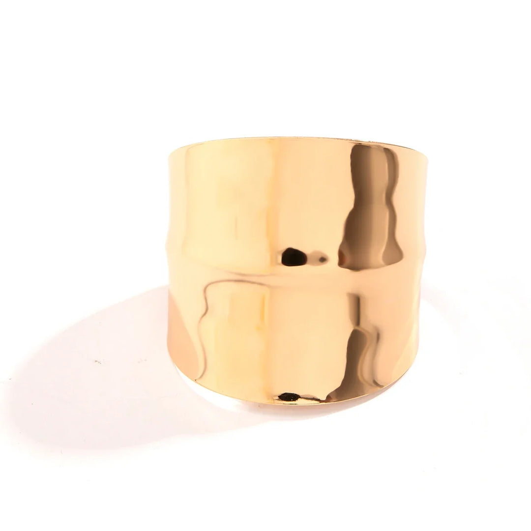 Oversized Sculptural Cuff Bracelet for Unique Fashion Statement