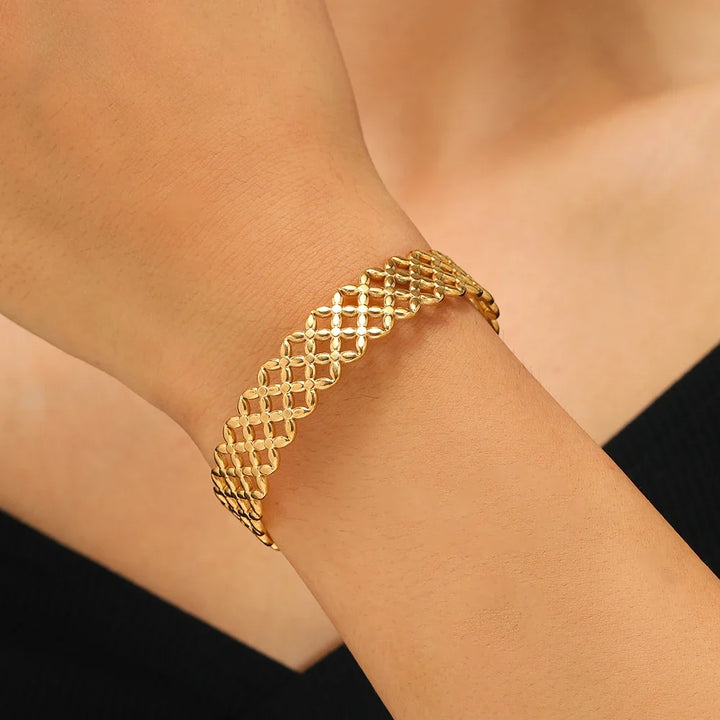Elegant Cuff Bracelet for Stylish Accessories