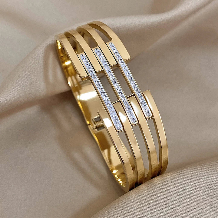Skyline Charm Bracelet for Stylish Accessories