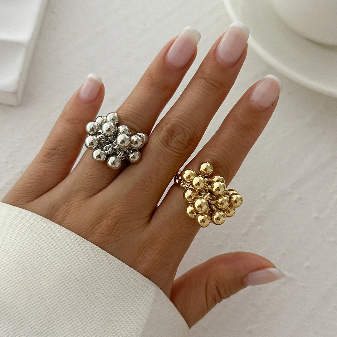 Elegant Cluster Ring for Stunning Style and Versatile Wear