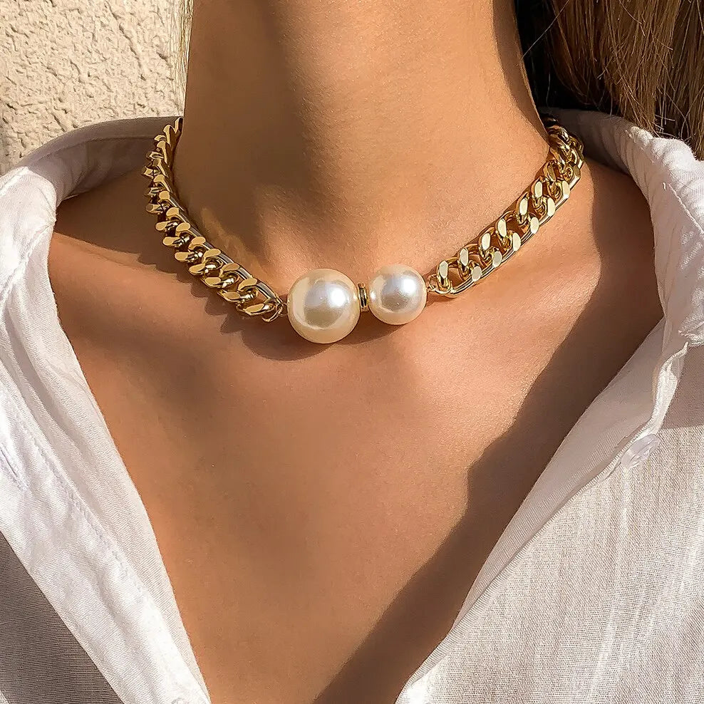 Elegant Pearl Necklace for Timeless Style and Sophistication