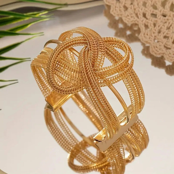 Elegant Eclipse Bracelet for Stylish Accessories