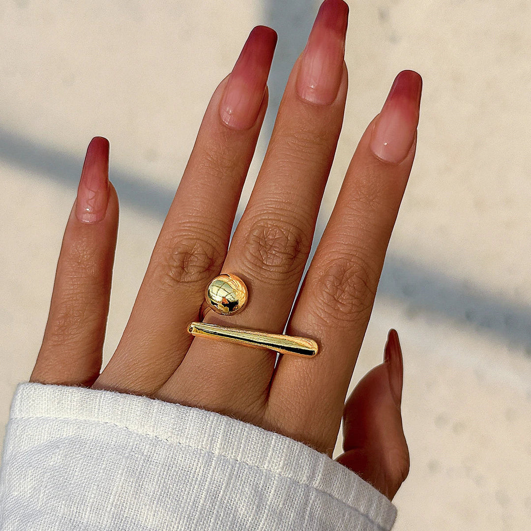 Sculpting Ring for Elegant Style and Unique Fashion Statement