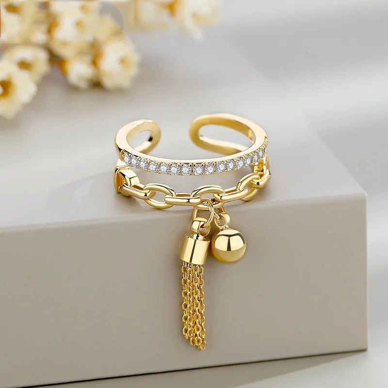 Elegant Cascade Ring - Stunning Jewelry for Any Occasion