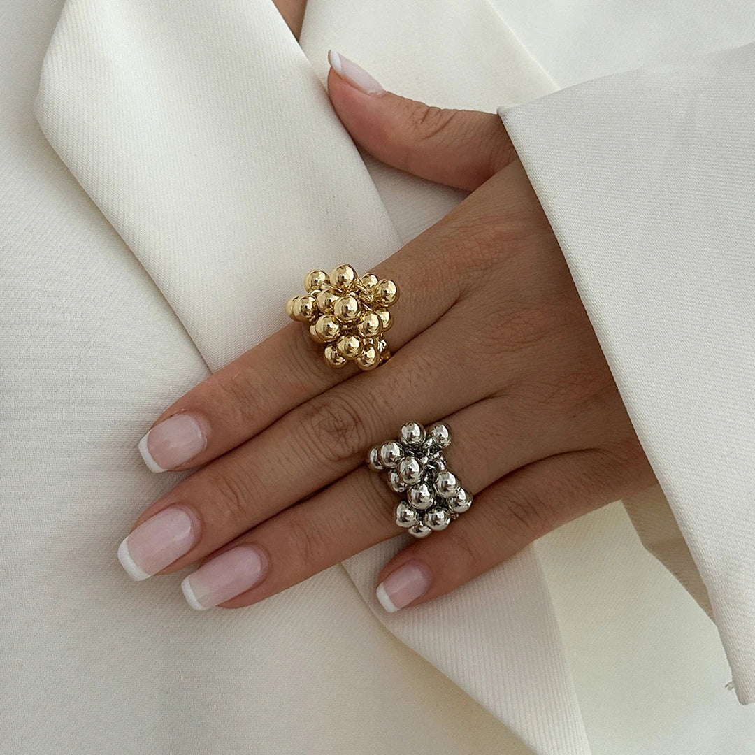 Elegant Cluster Ring for Stunning Style and Versatile Wear