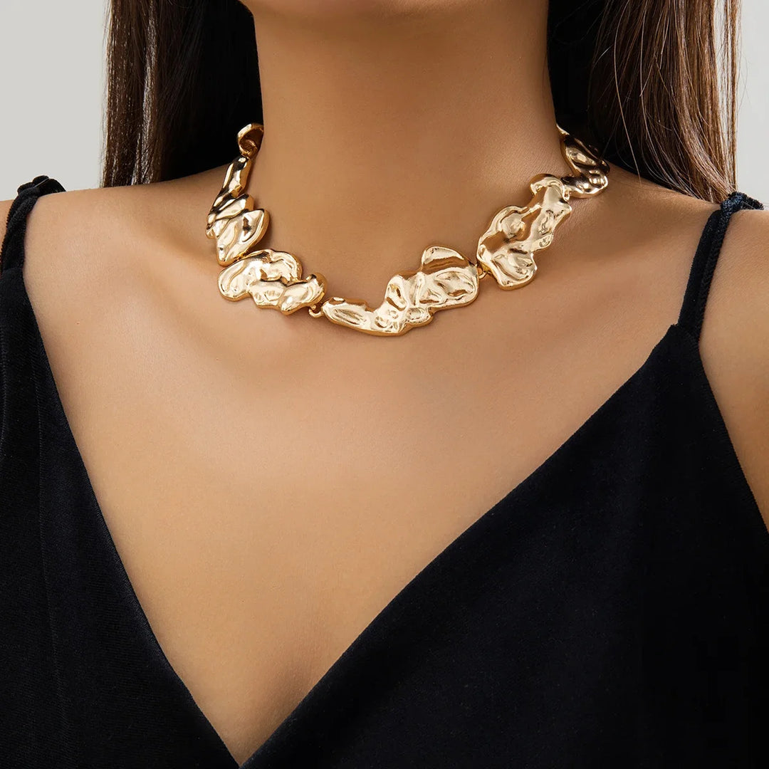 Elegant Aurora Necklace - Stunning Jewelry for Any Occasion