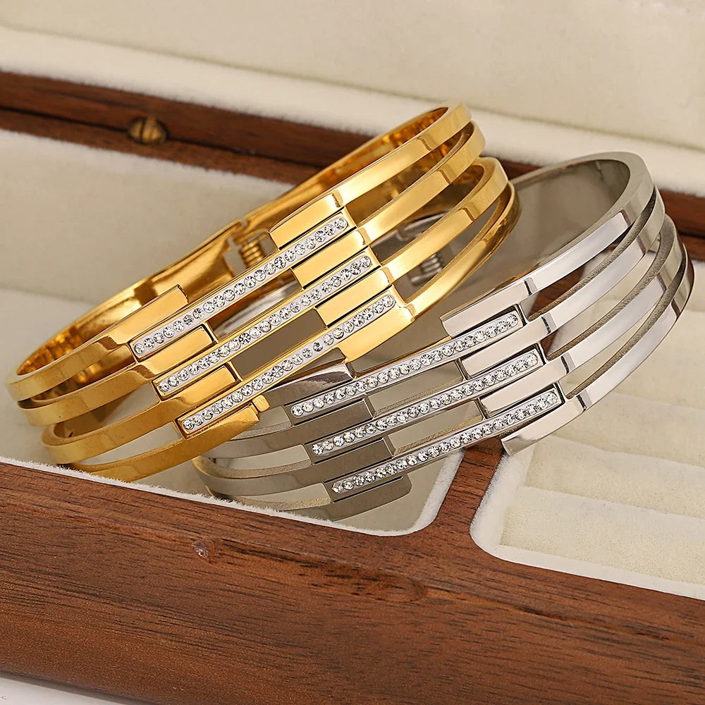 Skyline Charm Bracelet for Stylish Accessories