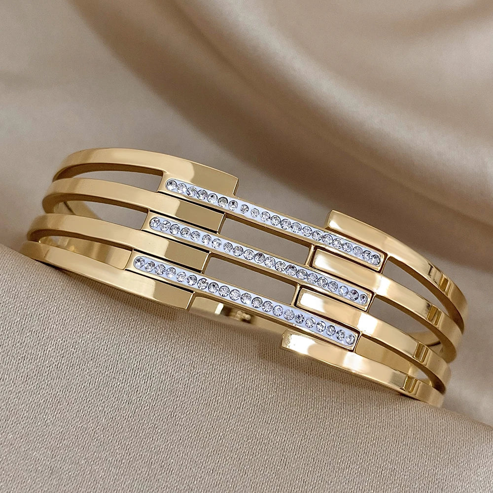Skyline Charm Bracelet for Stylish Accessories