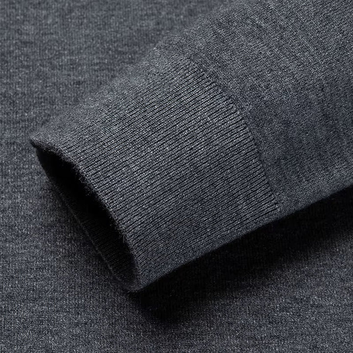 James | Men's Wool V-Neck Sweater