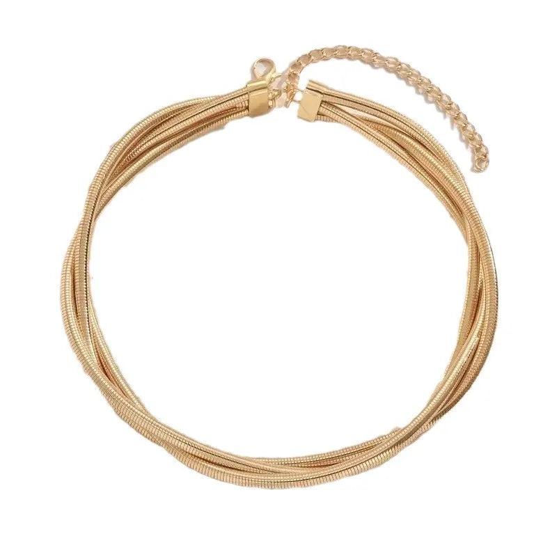 Twist Necklace for Elegant Style and Versatile Fashion