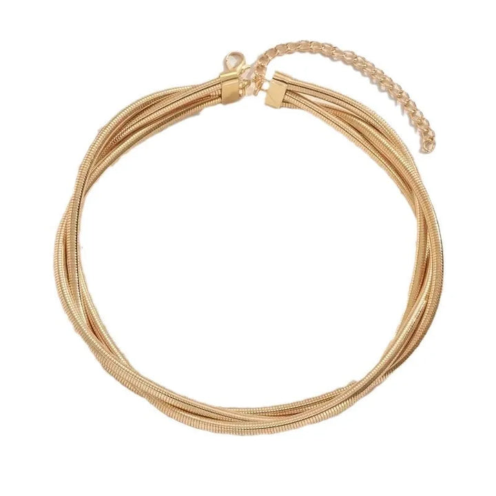 Twist Necklace for Elegant Style and Versatile Fashion