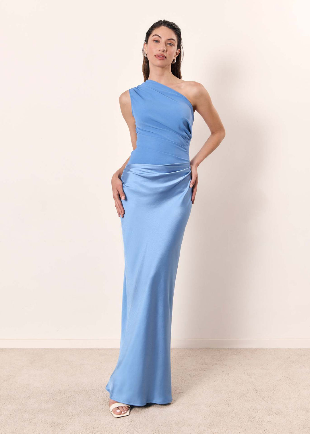 Samantha | Elegant Flowing Maxi Dress for Women-The Yellow Prime