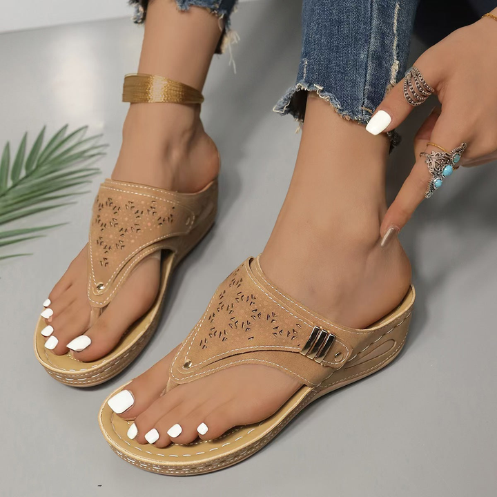 Women's Arch Support Sandals with Adjustable Straps and Wedge Heel