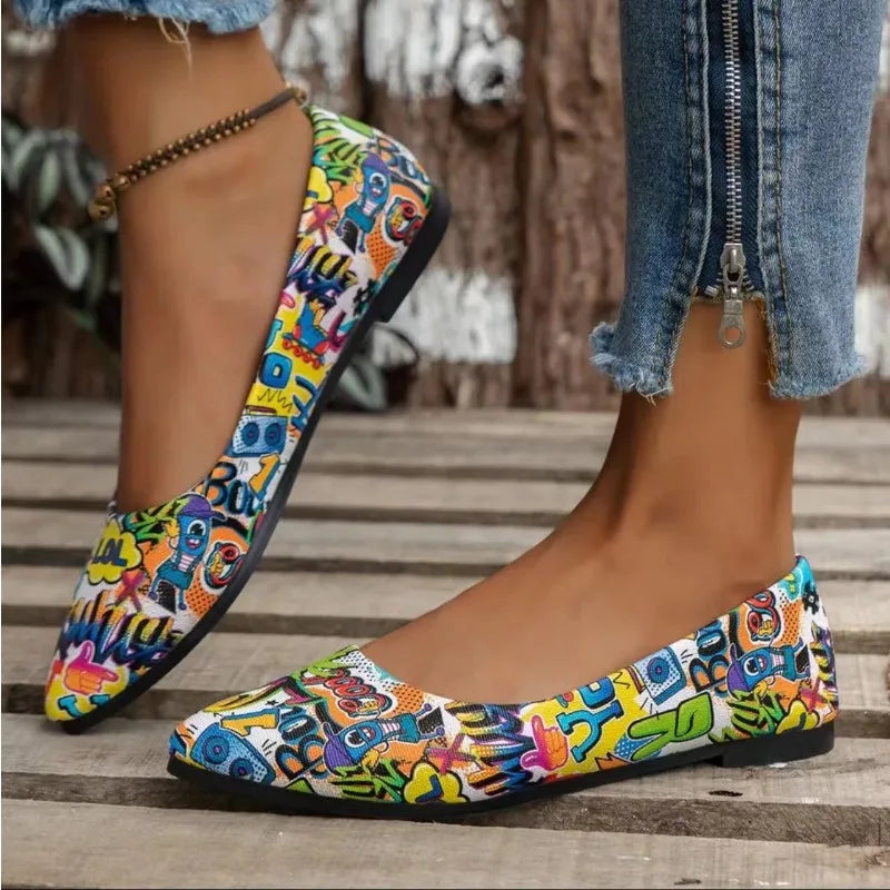 Fashionable Toe Caps with Unique Graffiti Design for Women-The Yellow Prime