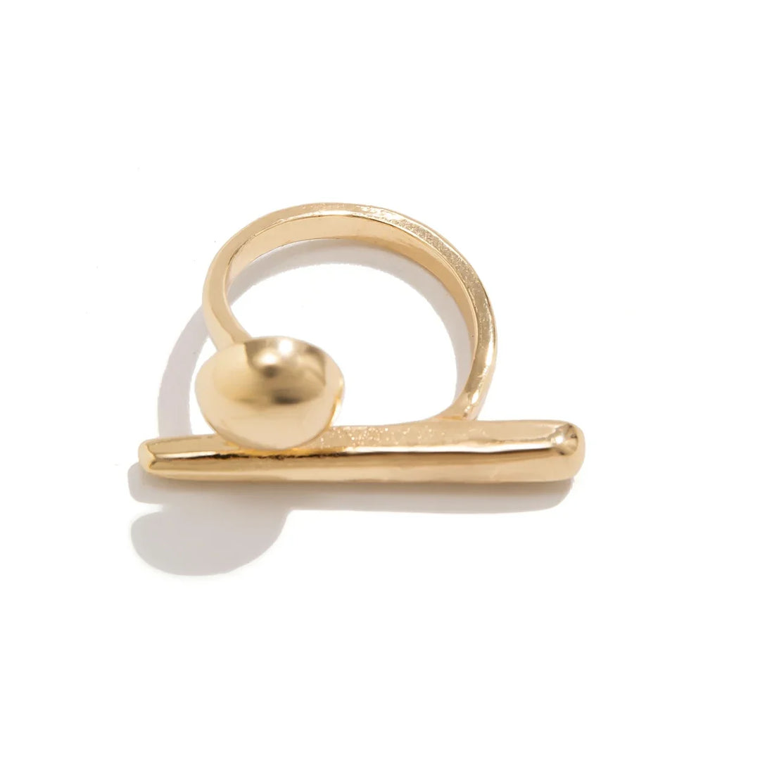 Sculpting Ring for Elegant Style and Unique Fashion Statement
