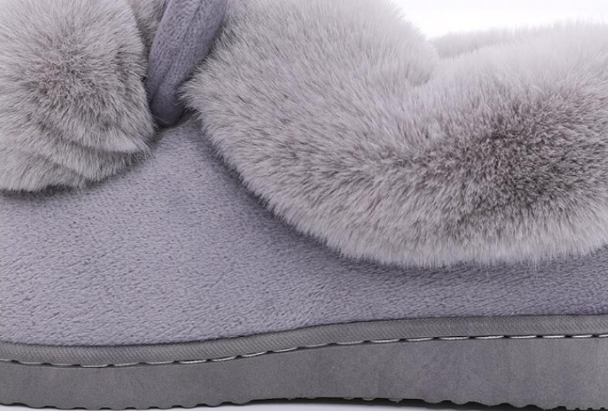Mia | Trendy Women's Bunny Slippers for a Cozy Style-The Yellow Prime