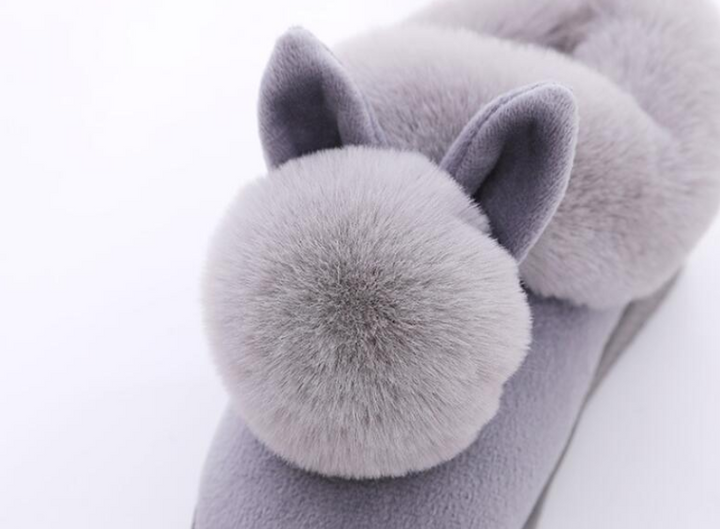 Mia | Trendy Women's Bunny Slippers for a Cozy Style-The Yellow Prime