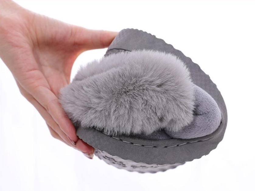 Mia | Trendy Women's Bunny Slippers for a Cozy Style-The Yellow Prime
