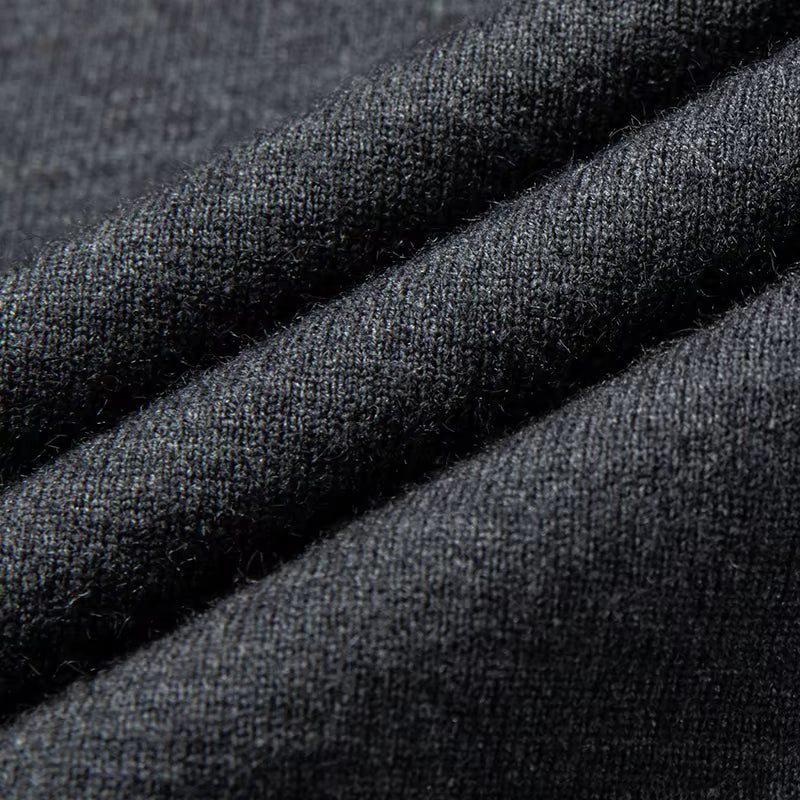 James | Men's Wool V-Neck Sweater