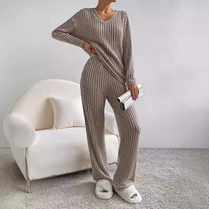 Women's 2-Piece Ribbed Lounge Set for Comfort and Style-The Yellow Prime
