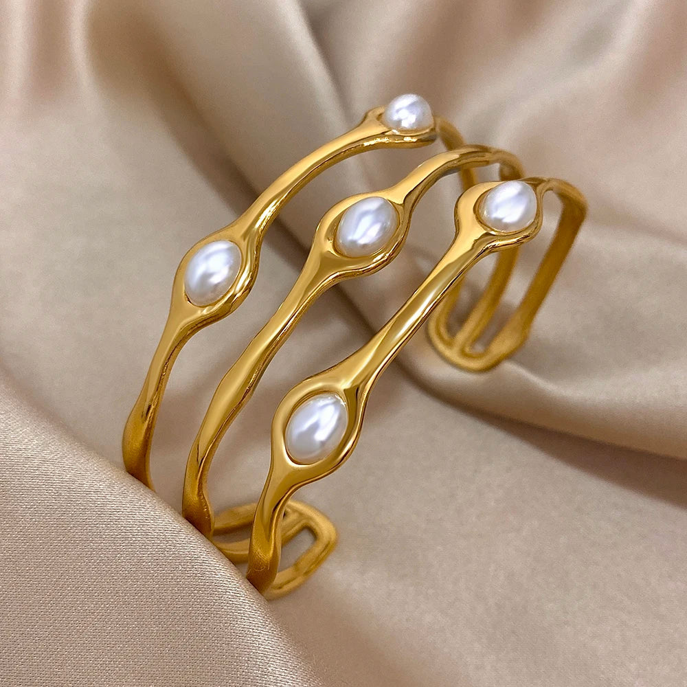 Elegant Lustre Bracelet for Stylish Accessory Lovers