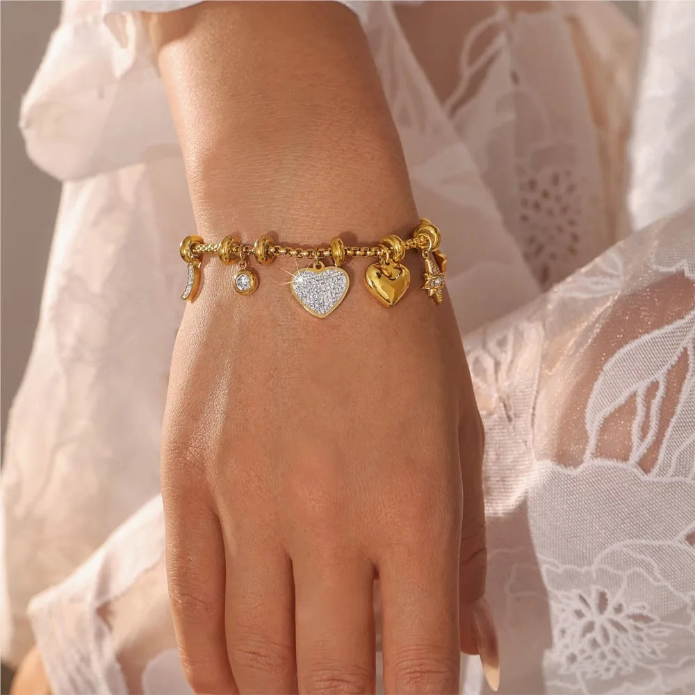 Adjustable Heart Charm Bracelet for Stylish Accessory Lovers