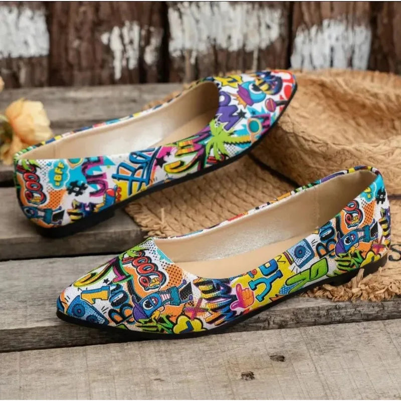 Fashionable Toe Caps with Unique Graffiti Design for Women-The Yellow Prime