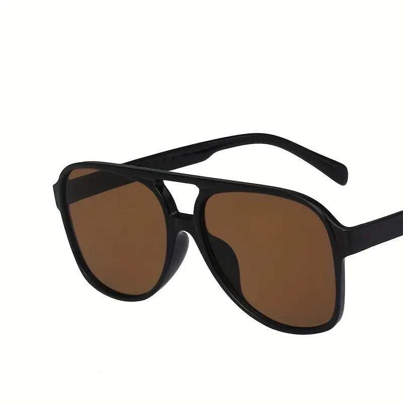 Women's Oversized Retro Sunglasses – Bold Plastic Design for Summer-The Yellow Prime